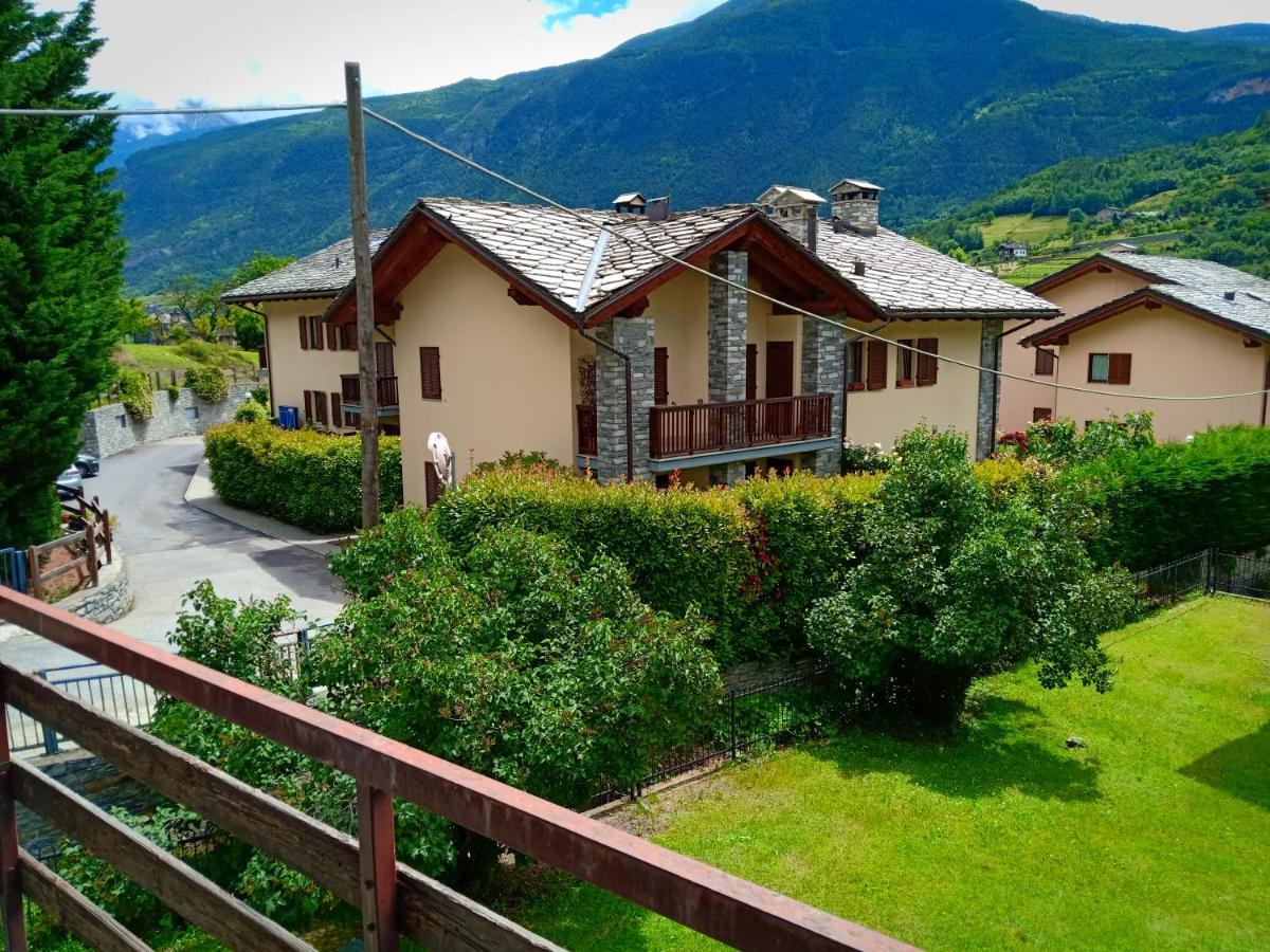 Appartamento Ai Piedi Del Gran Paradiso Saint-Pierre Exterior foto